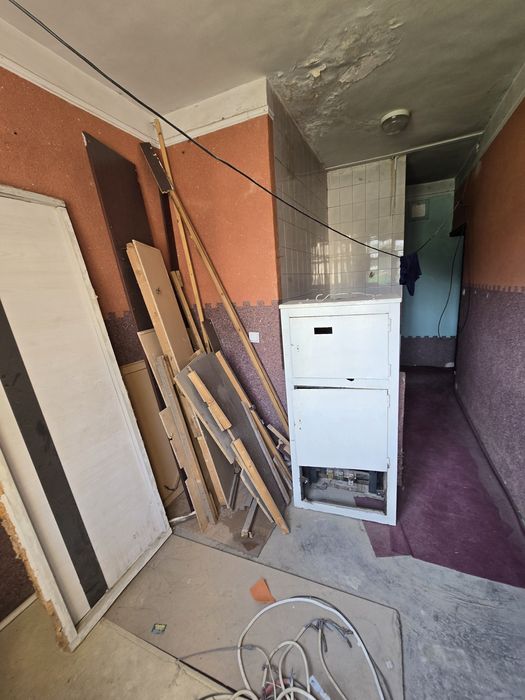 Чиланзар-19 1/1/4 без ремонта 34м² 42уе Мойка 50/50 Ватсап перекрёсток