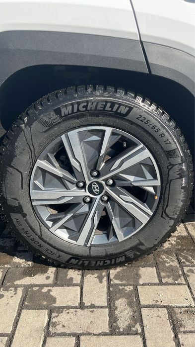 Зимняя резина мишлен R17 suv
