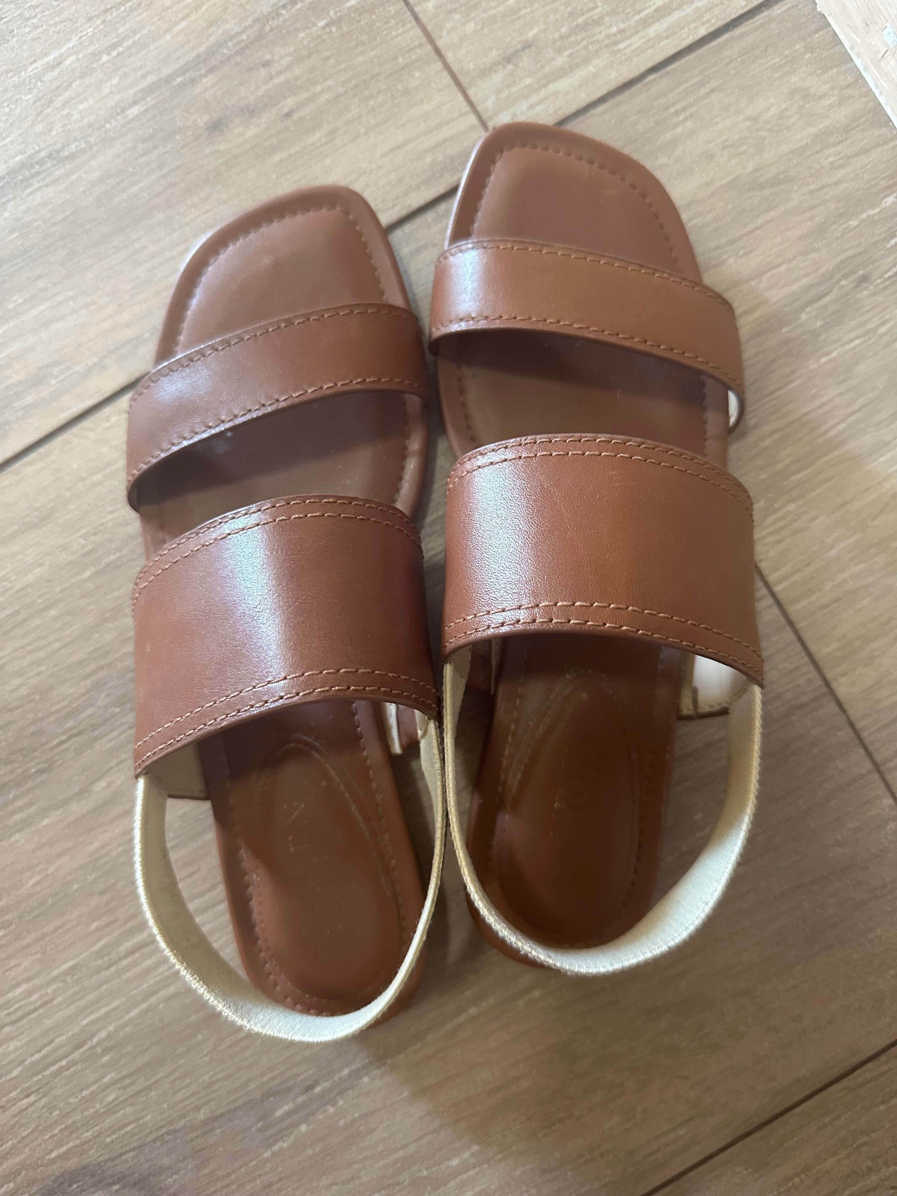 Кожени сандали Ralph Lauren