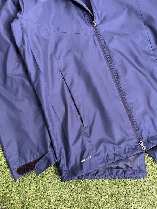 Мъжко горнище / ветровка : NIKE SHIELD M