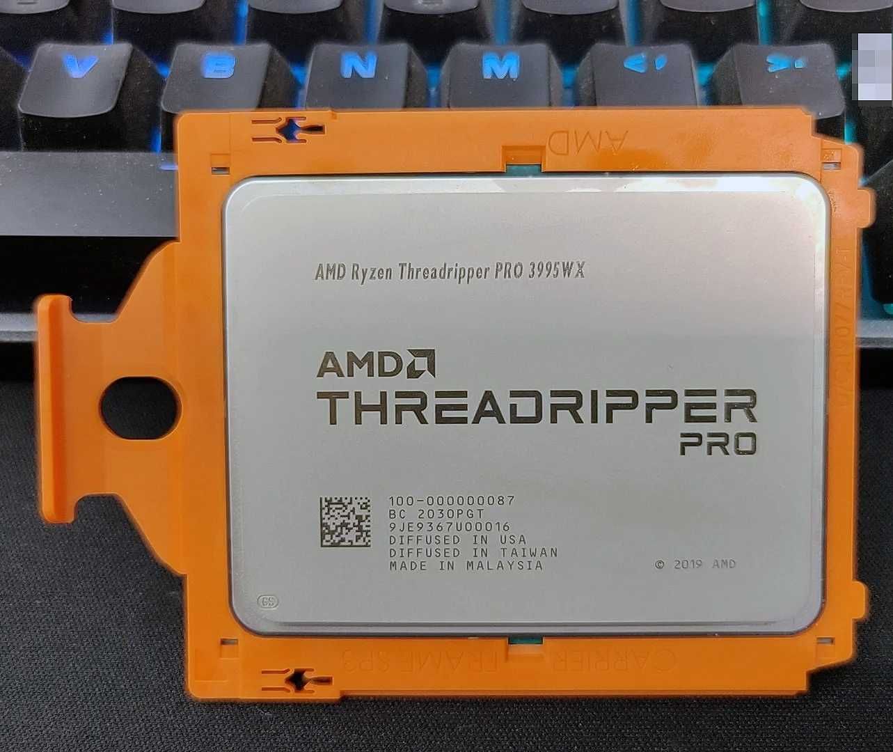 Procesor PC AMD Ryzen Threadripper PRO 3995WX, NOU, garantie