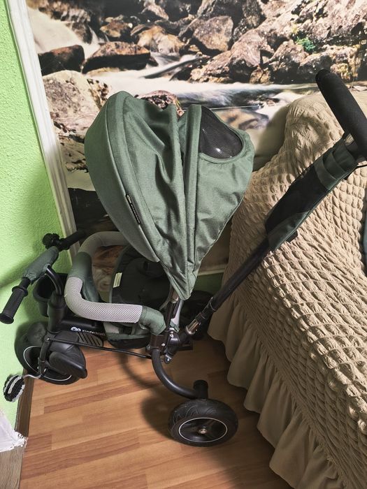 Tricicletă pentru copiii