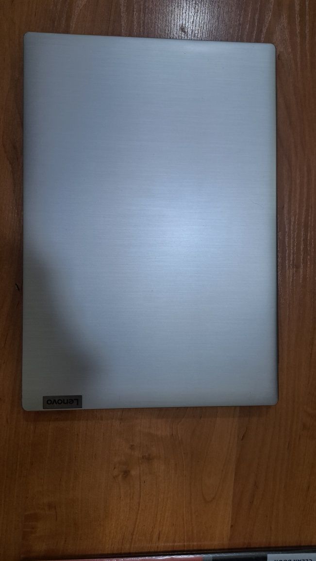 Notebook Lenovo ideapad 3, Intel core i5-10210U 128GB SSD / 1TB HDD