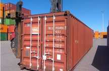 Container maritim depozitare