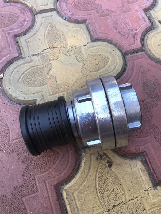 Teava refulare cu robinet cu bila