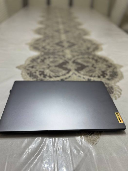 Lenovo IdeaPad Slim 3