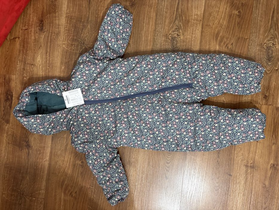 Combinezon NOU marimea 92