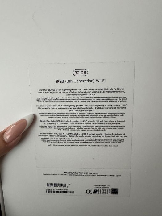 Apple IPad 8th generation, 32GB + Apple Pencil