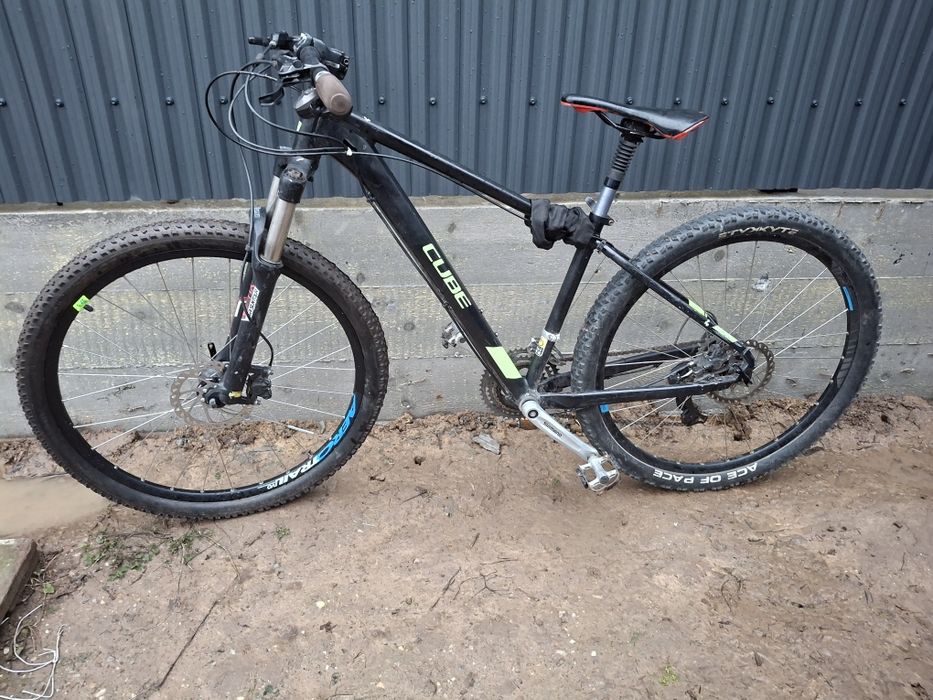 Bicicleta mtb cube