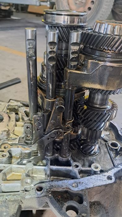 Reparații cutii viteze autoutilitare