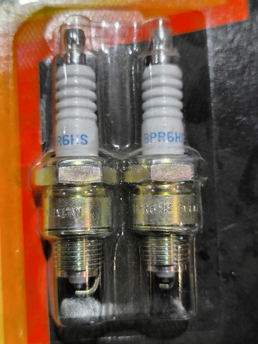 Запалителни свещи ngk