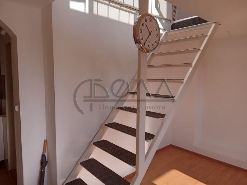 Продава се Двустаен апартамент в София, Център - 40 кв.м за 3000 €/кв.м - Снимка #2