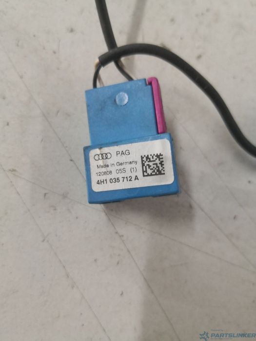 Microfon plafoniera AUDI A6 IV Avant (4G5, C7, 4GD) [ 2011 - 2018 ] OEM 4h1035712a