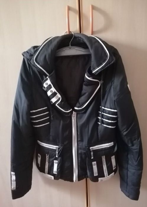 Куртка лёгкая весна-осень 42-44р.