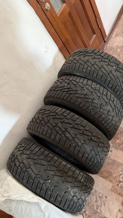 235/45/18 покрышка 1 сезон тағылған Сонатадан түскен
