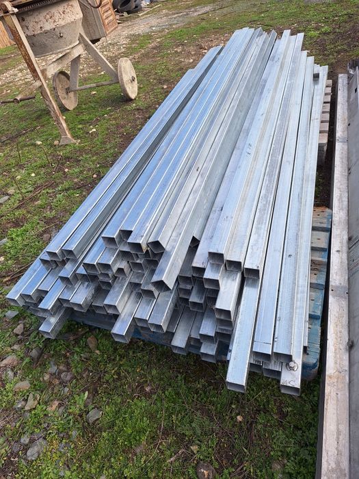 Stalpi gard otel zincat 50x50x2400mm