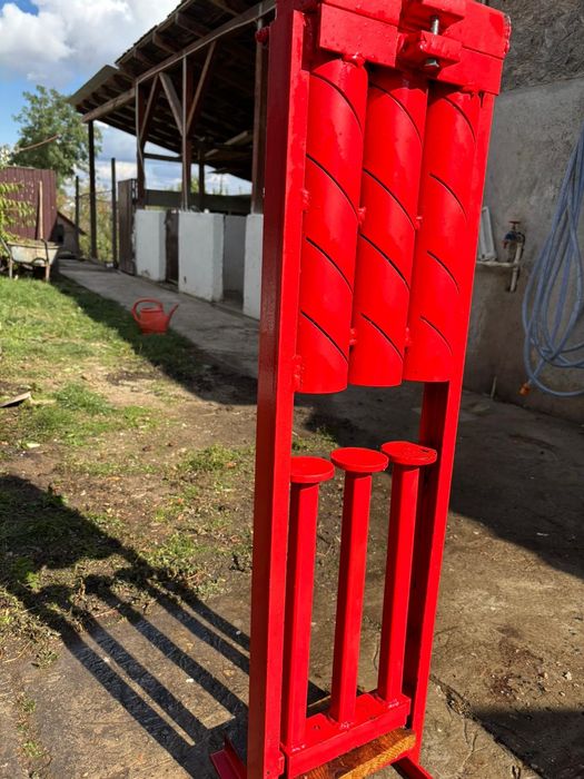 Presa brichete universala
