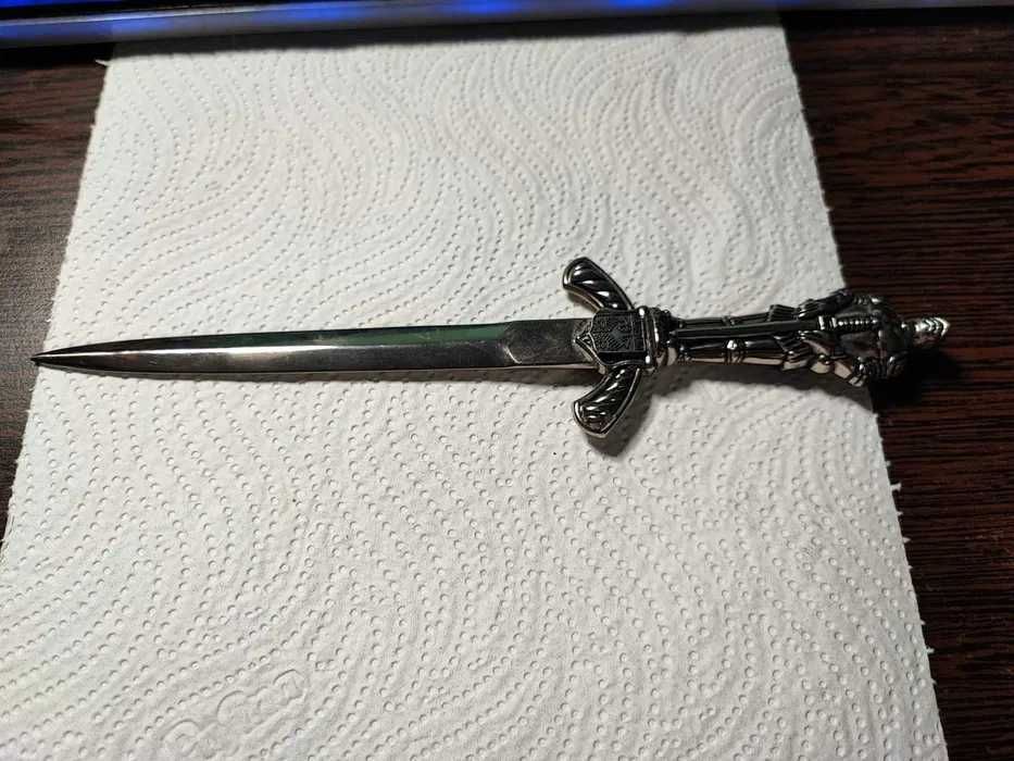 Lot vintage de 11 cutite pentru deschis scrisori