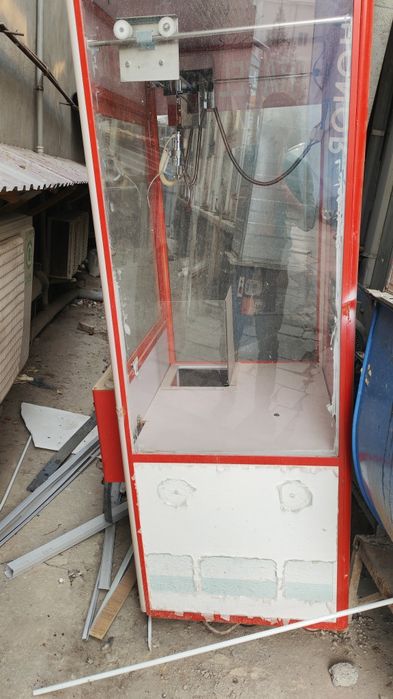 Игровой аппарат хватайка