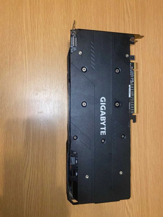 Placa video GIGABYTE Radeon RX 5700 GAMING OC 8GB GDDR6 256-bit