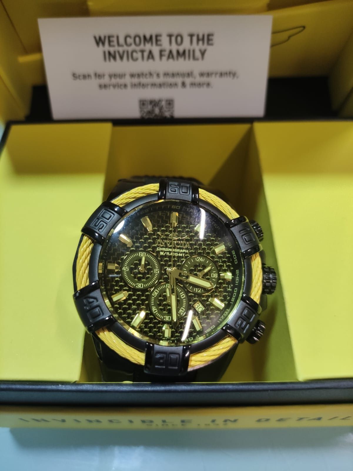 invicta bolt galben original