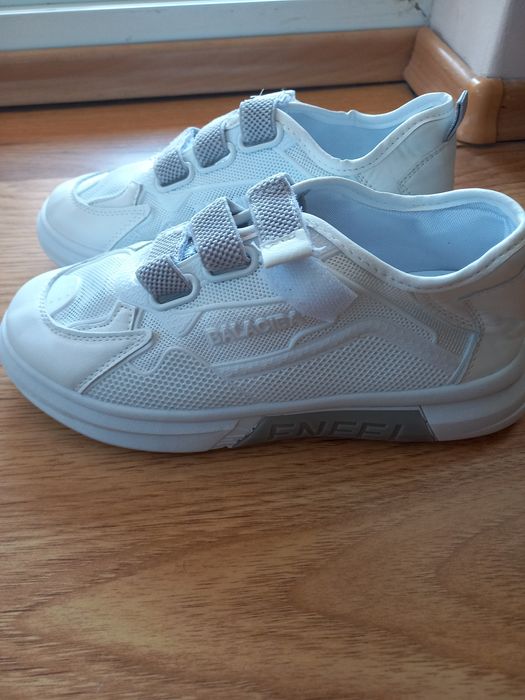 Ортопедични маратонки