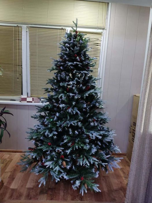 Новогодние ёлки со склада