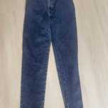 & Other Stories Women's Blue and Navy Jeans