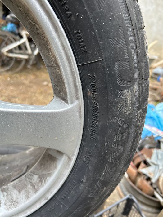 Jante BMW Cu cauciucuri de vară 205/55R16