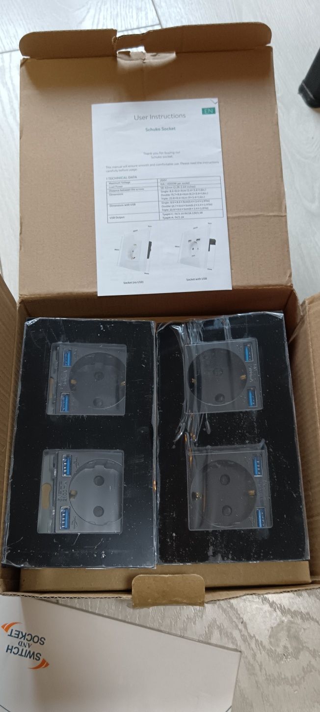Set 2 prize duble cu usb cu rame din sticla