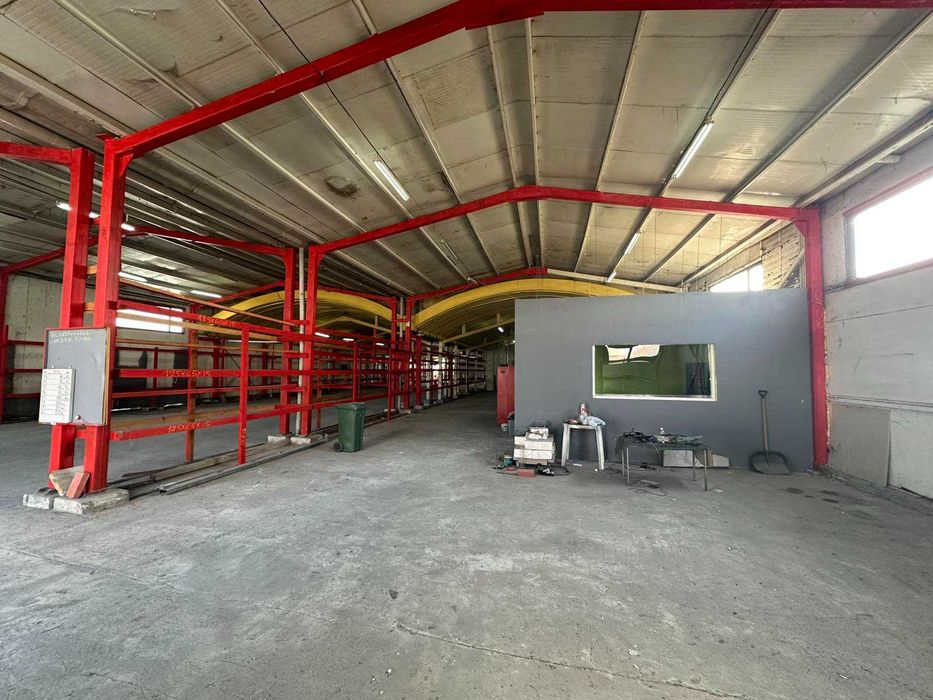 Дава се под наем Склад в Пловдив, Индустриална зона - Юг - 1500 кв.м за 2805 € - Снимка #3