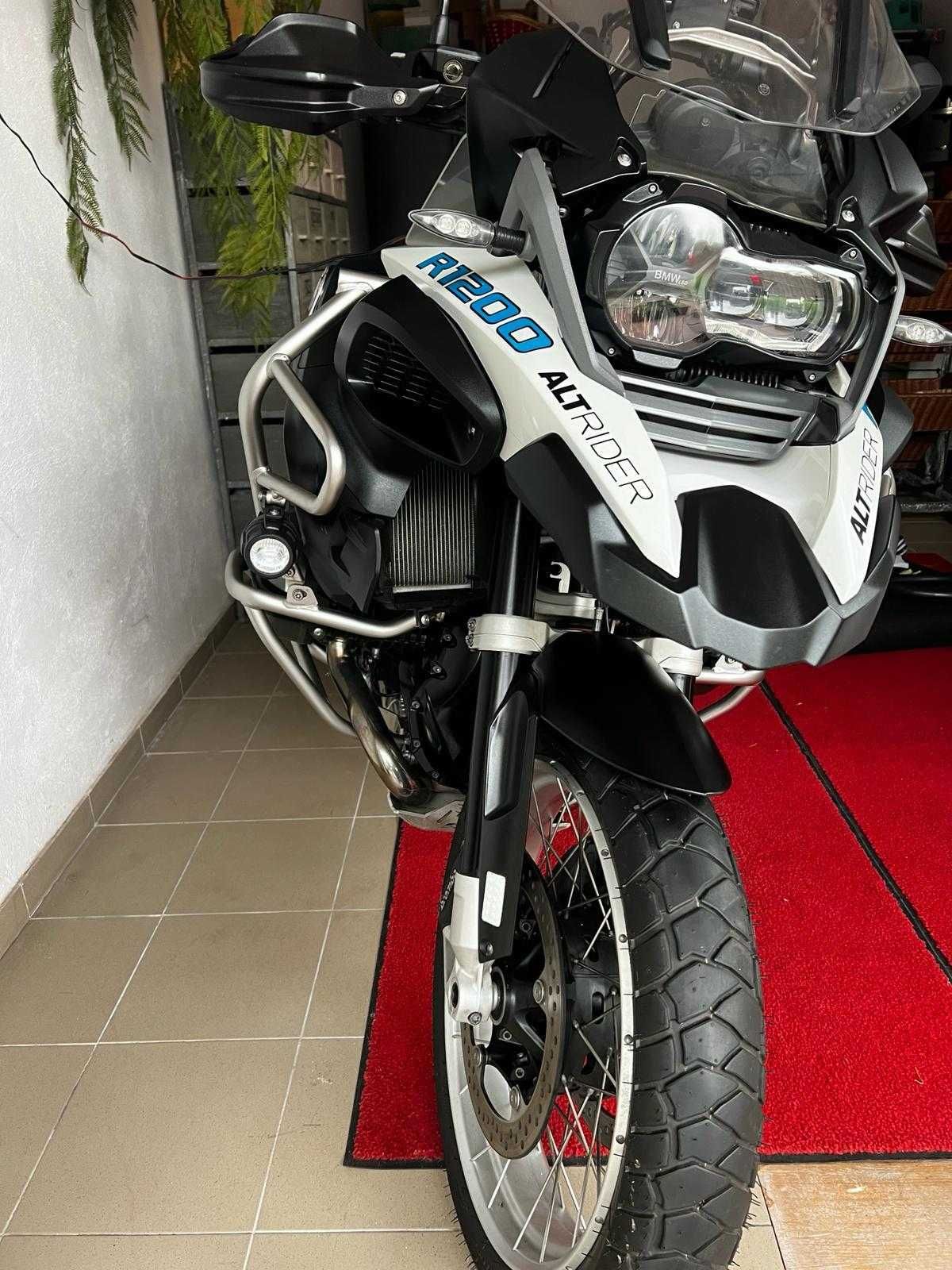 Motocicleta BMW R1200 GS Adventure