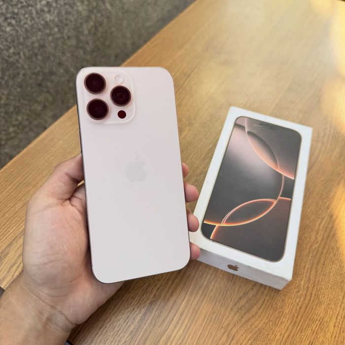 16 Pro Max Desert 1 tb 93%