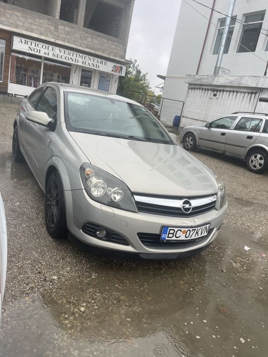 Opel Astra H GTC