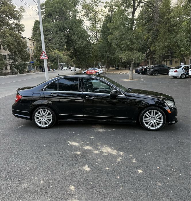 Mercedes Benz W204 C300 4Matic 2009