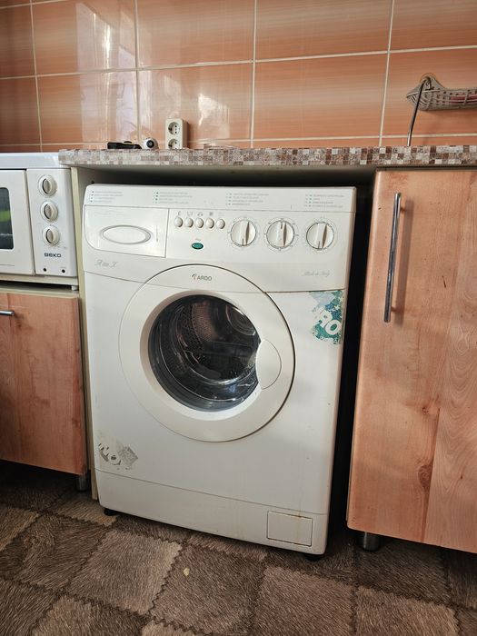 Продам стиральную машинку