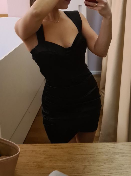 LBD Нова рокля черен сатен