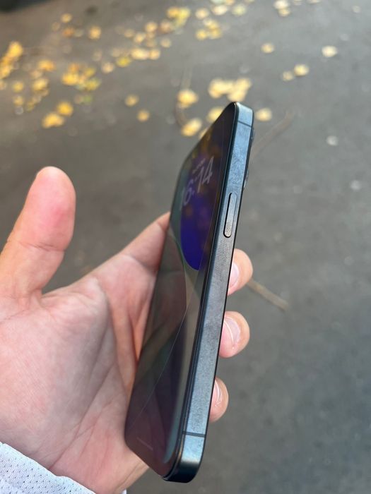 Iphone 15 pro 256gb neverlocked display schimbat