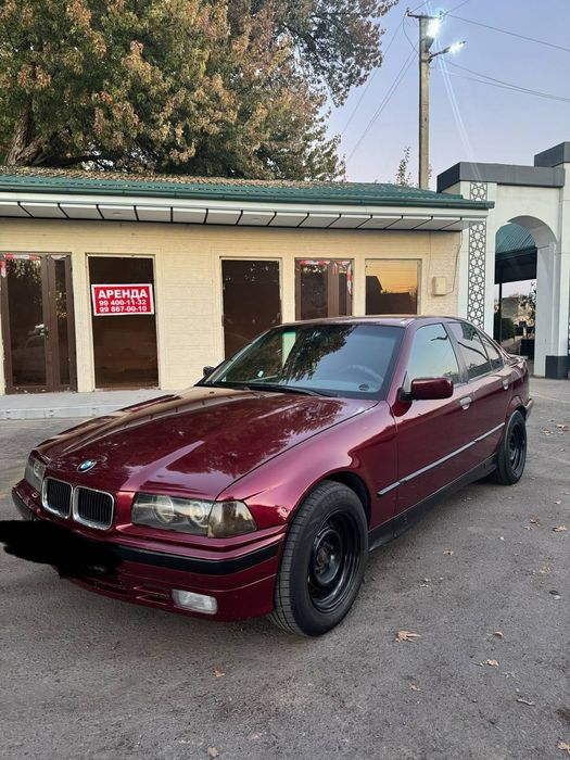 Moshina sotiladi. Narxi 4000$