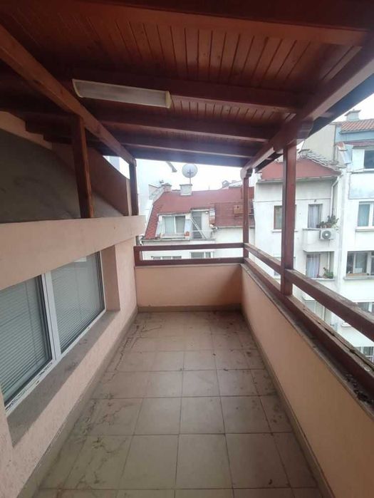 Дава се под наем Двустаен апартамент в Пловдив, Кършияка - 80 кв.м за 357 € - Снимка #8