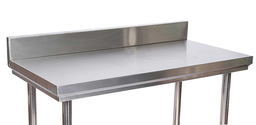 Masă inox profesionala 1600x700x850 mm – rezistența si funcționalitate