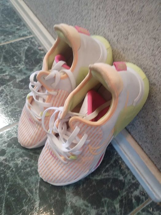 Спортни обувки Nike