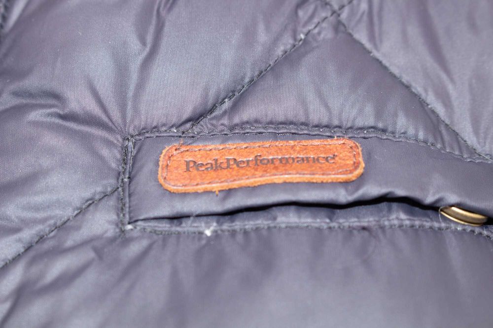 Peak Performance оригинално дамско яке гъши пух черно пухено есенно М