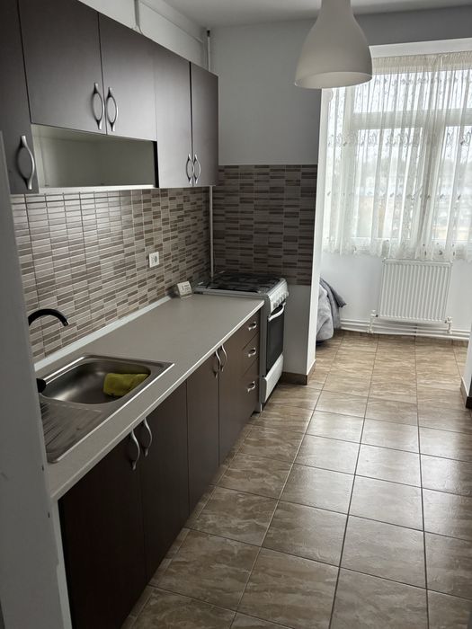 Vand ap cu 3 camere mobilat si utilat!