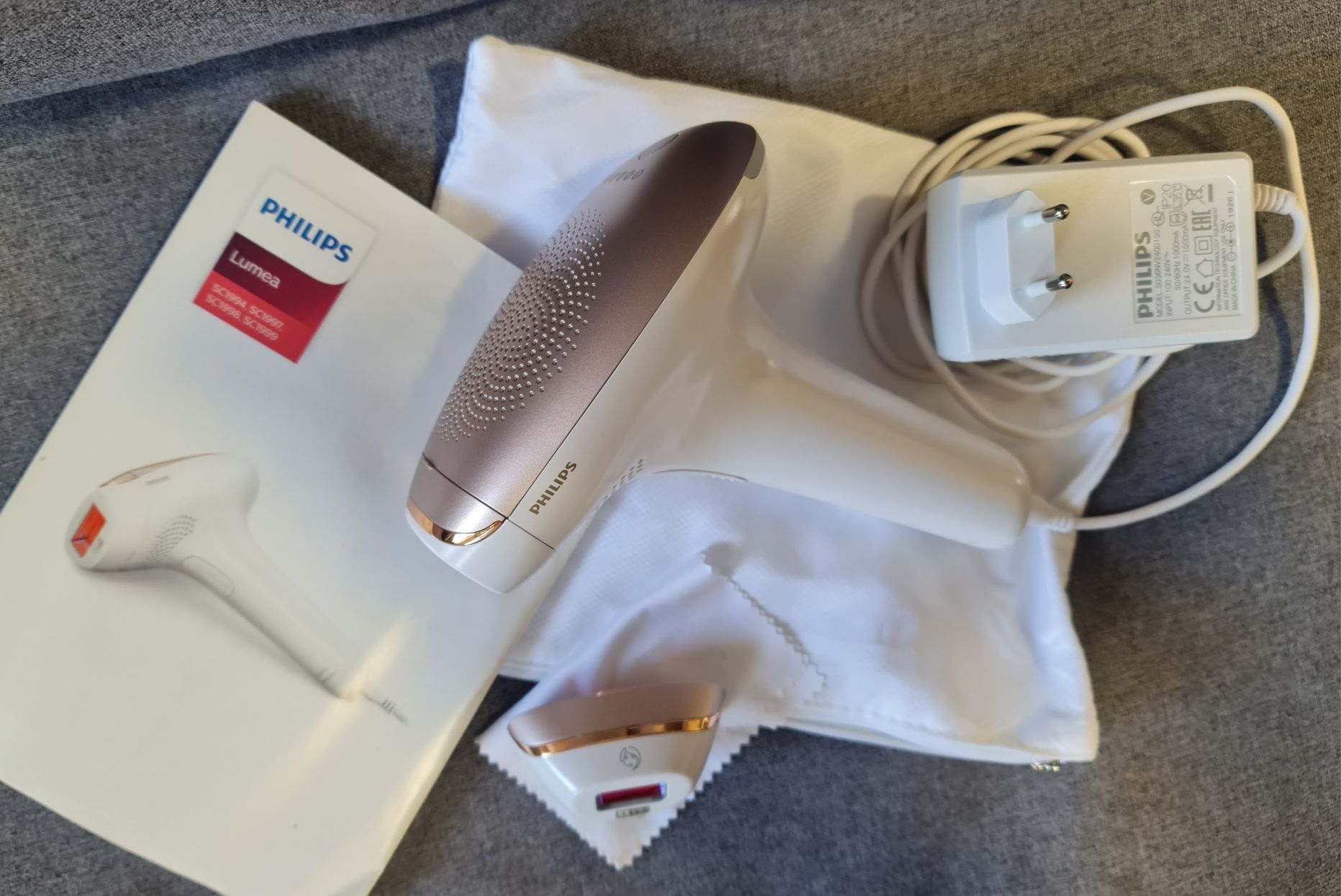 Фотоепилатор Philips Lumea sc1997/00