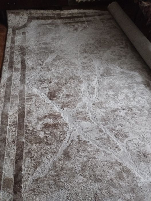 Продается ковер 2,5х3,5