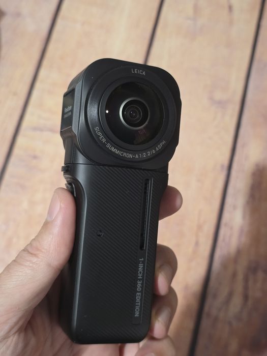 Insta 360 one RS 1 inch edition