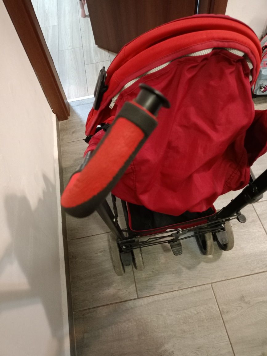 Лятна бебешка количка Chicco.