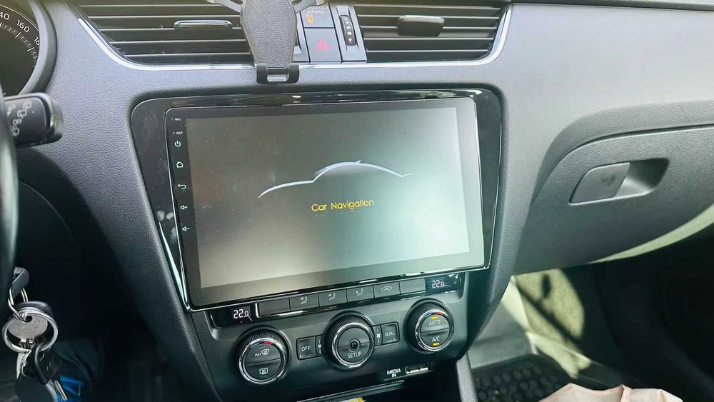 Navigatie android Skoda Octavia 3 CarPlay AndroidAuto DSP SIM GPS USB
