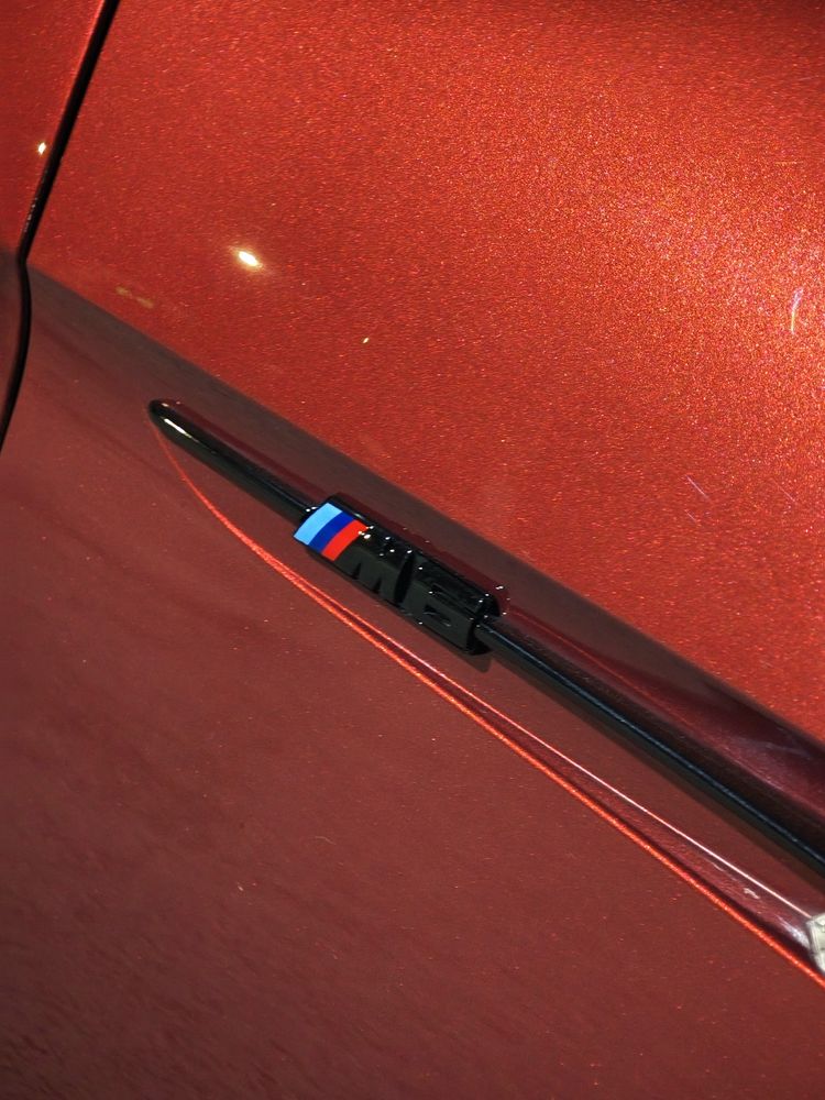 Продаю свою BMW M6 E63 V10